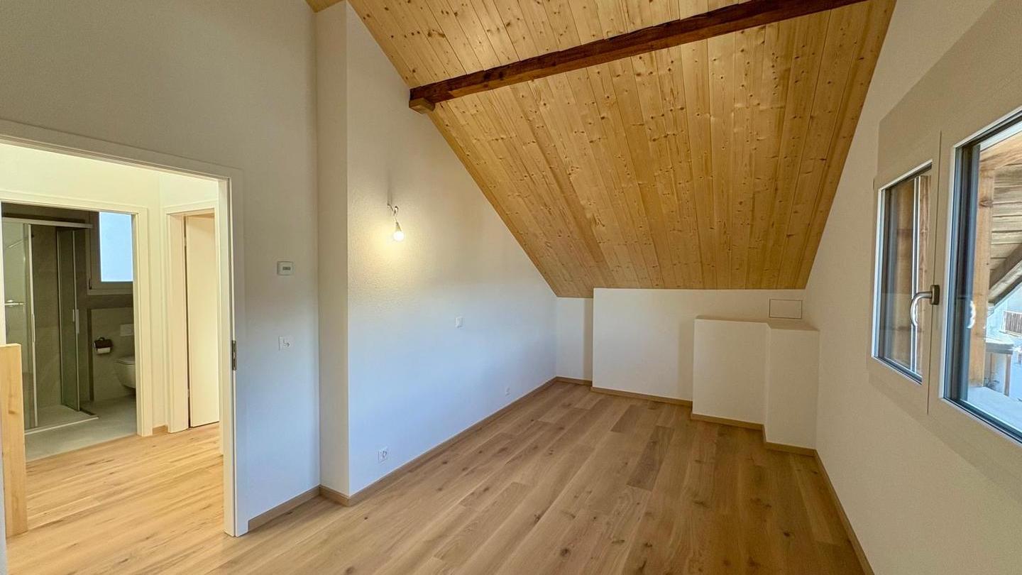 A vendre 3966 Chalais Duplex 3.5 pi&egrave;ce(s)