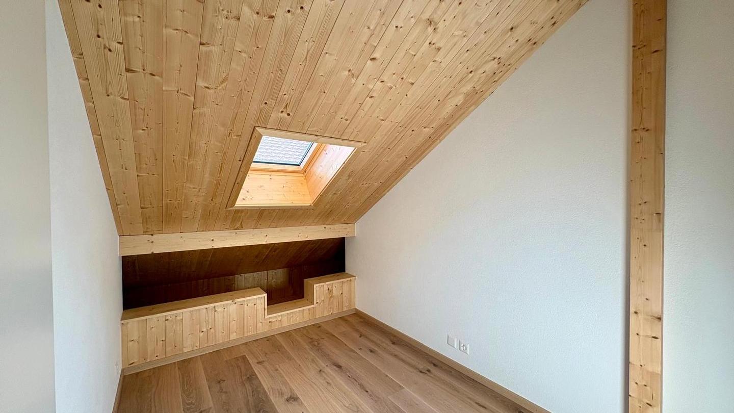 A vendre 3966 Chalais Duplex 3.5 pi&egrave;ce(s)