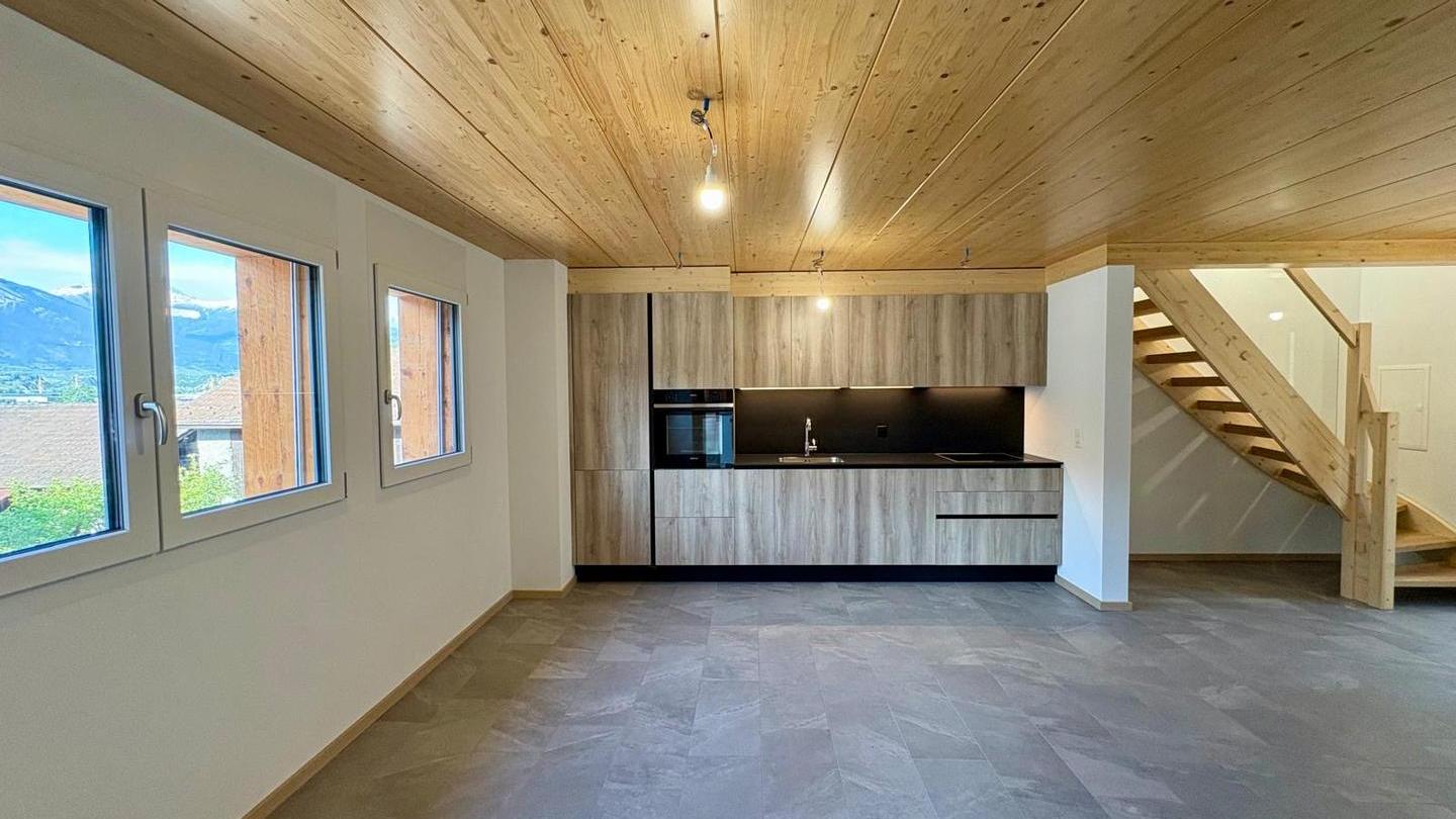 A vendre 3966 Chalais Duplex 3.5 pi&egrave;ce(s)