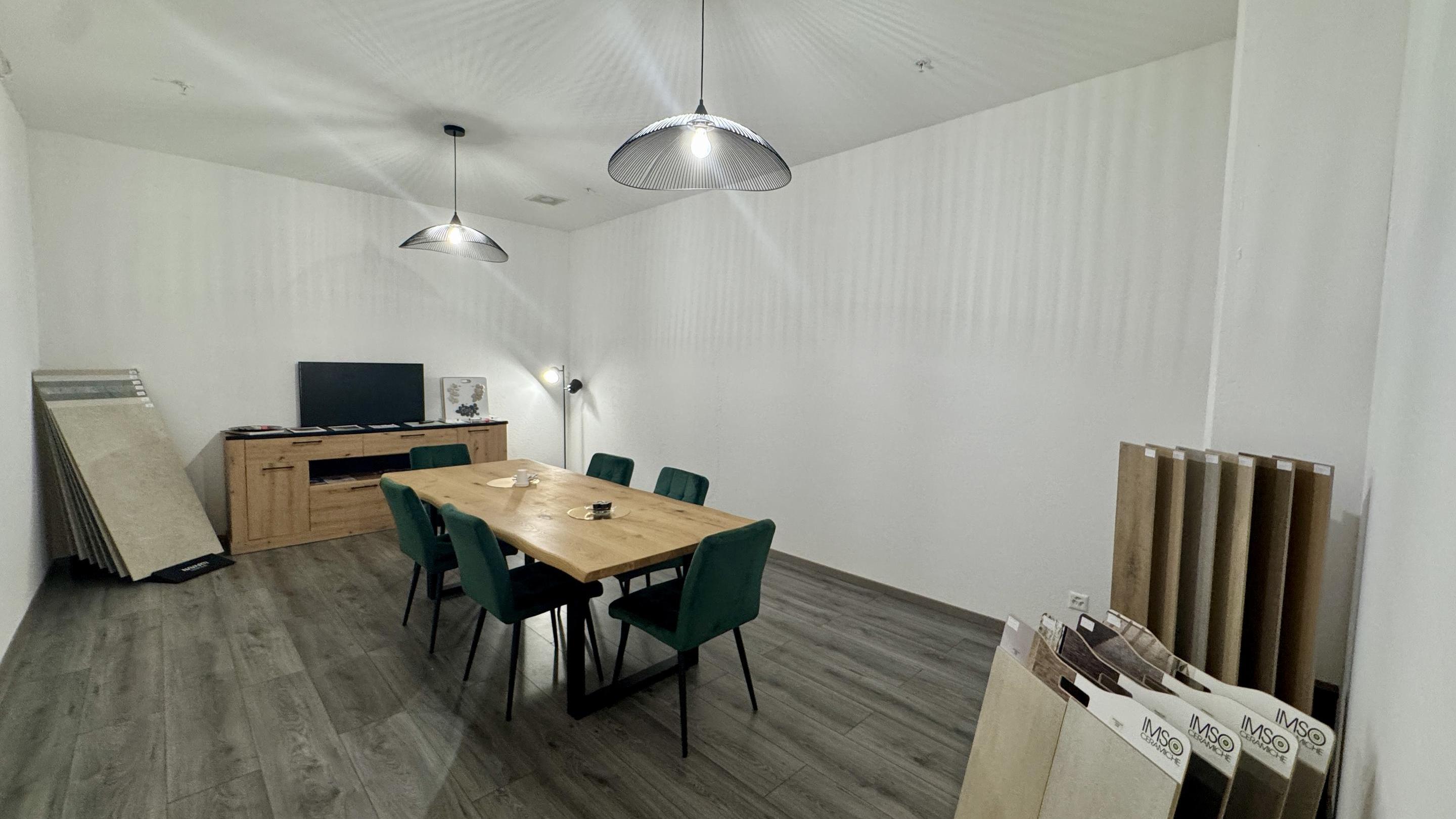 A louer 1950 Sion Commerce 